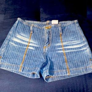 Shorts perfect condition